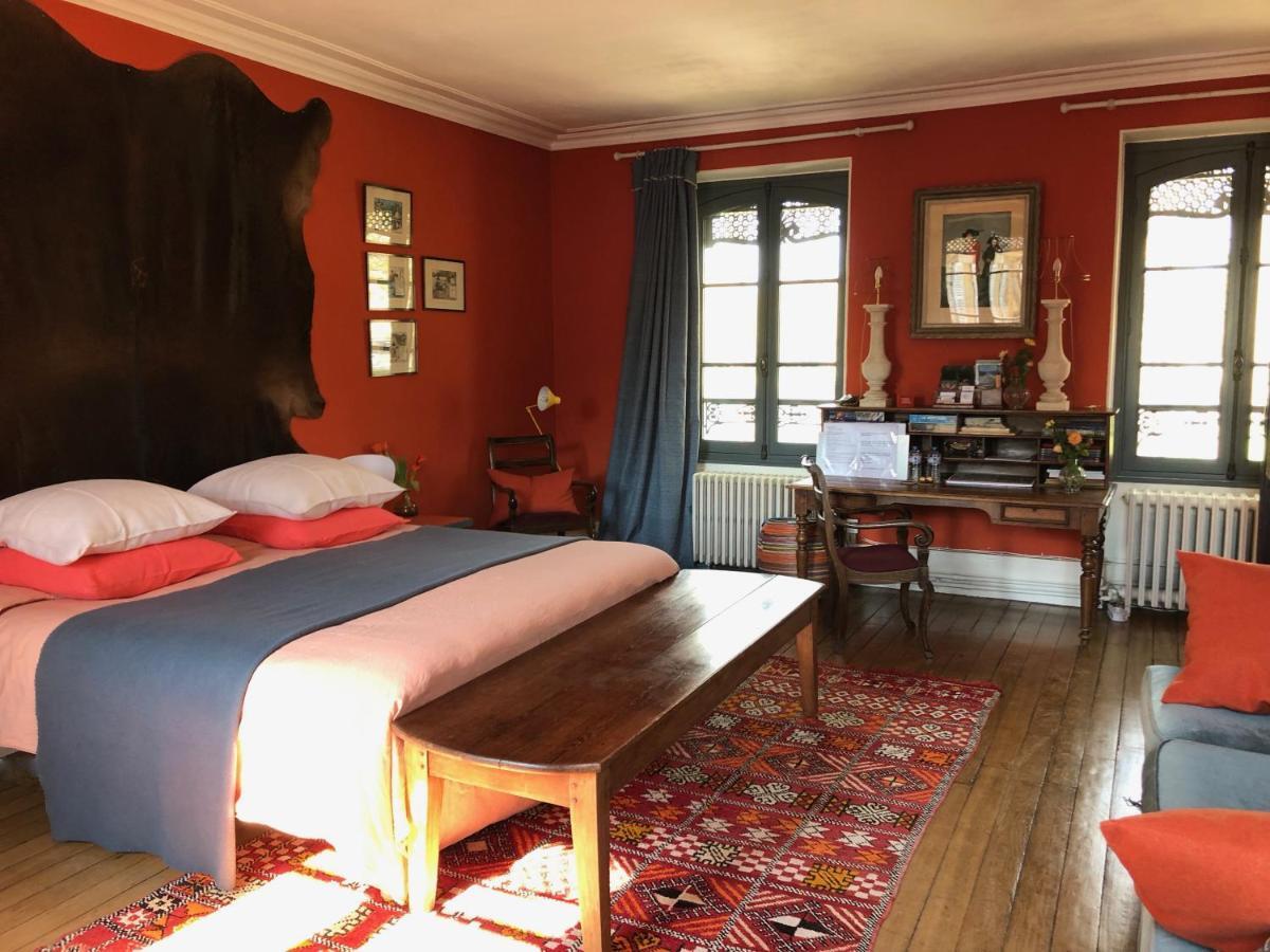Bed In Versailles - Villa De La Piece D'Eau Des Suisses Экстерьер фото
