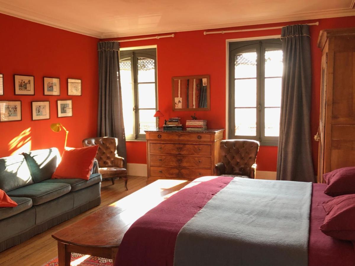 Bed In Versailles - Villa De La Piece D'Eau Des Suisses Экстерьер фото